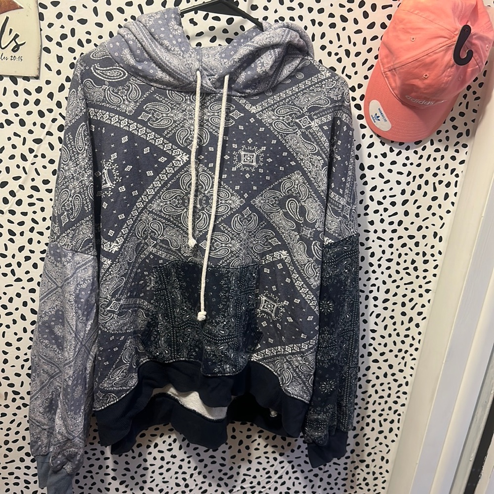 American eagle hoodie size large